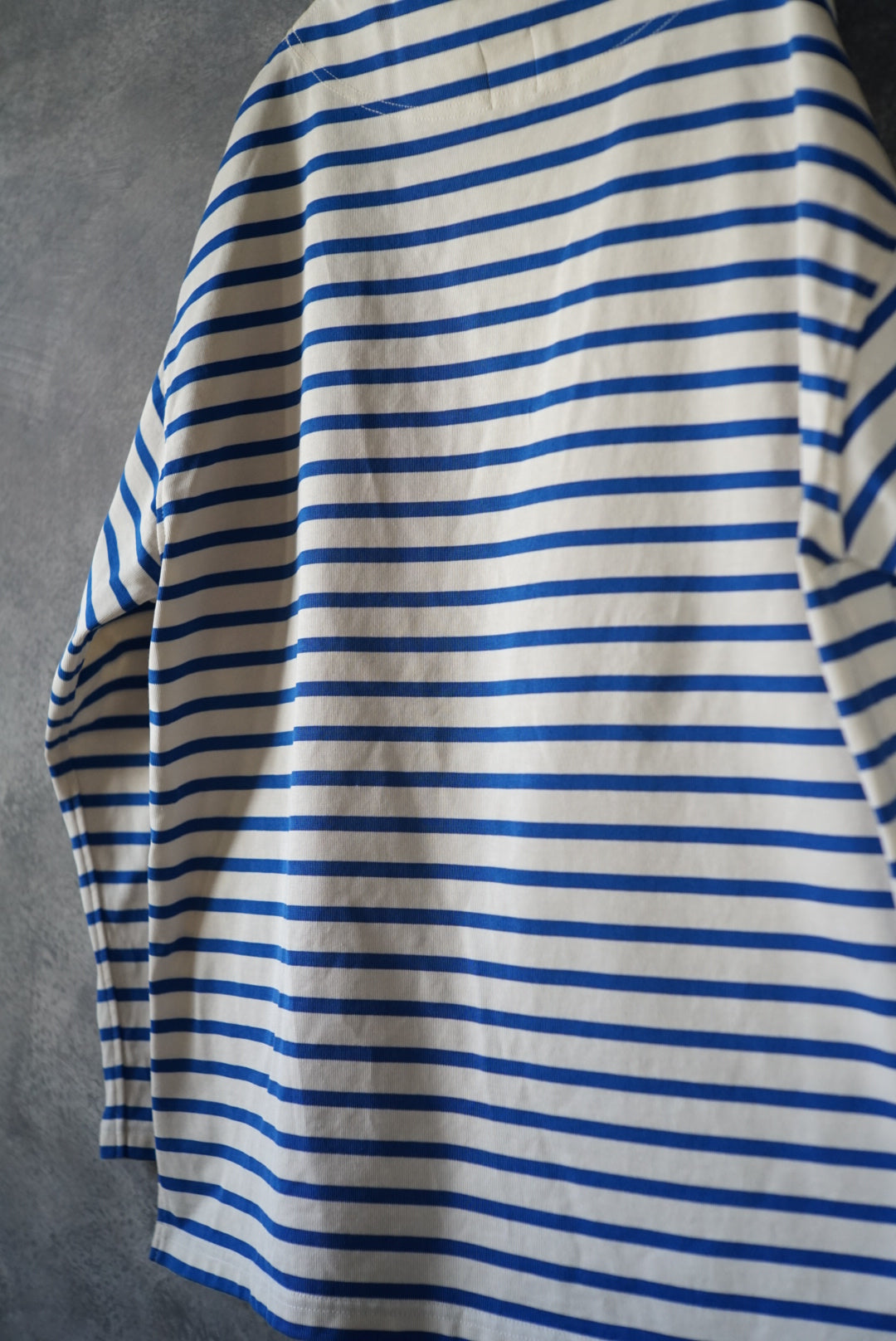 モックネックボーダーロングTシャツ
