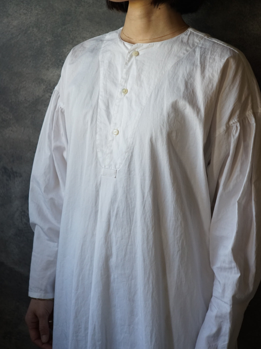 ギャザータックスリーブワンピース