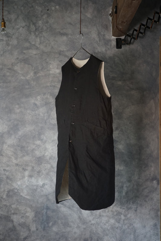 Reversible long hem vest