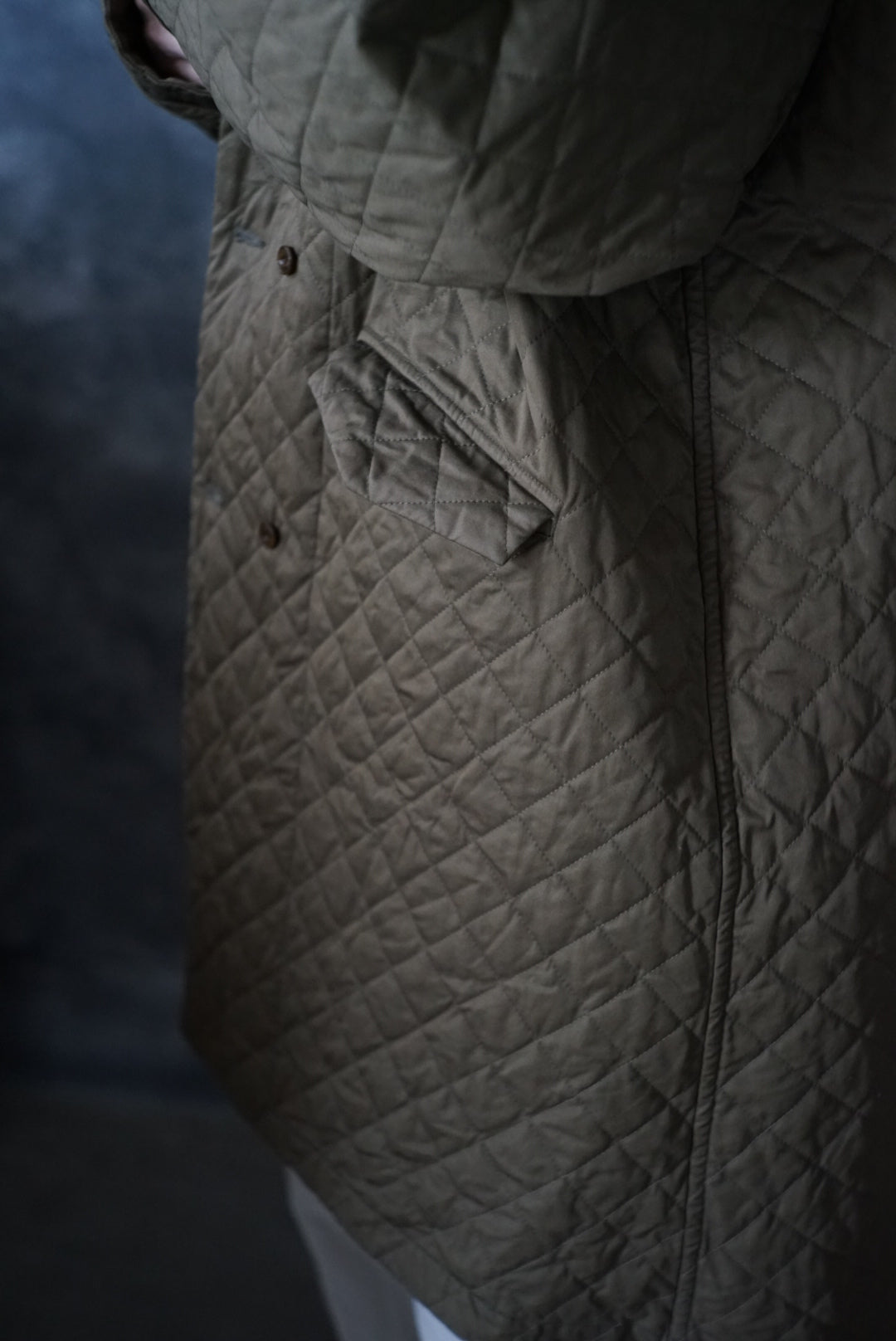 【NEW】ラグランフードコート