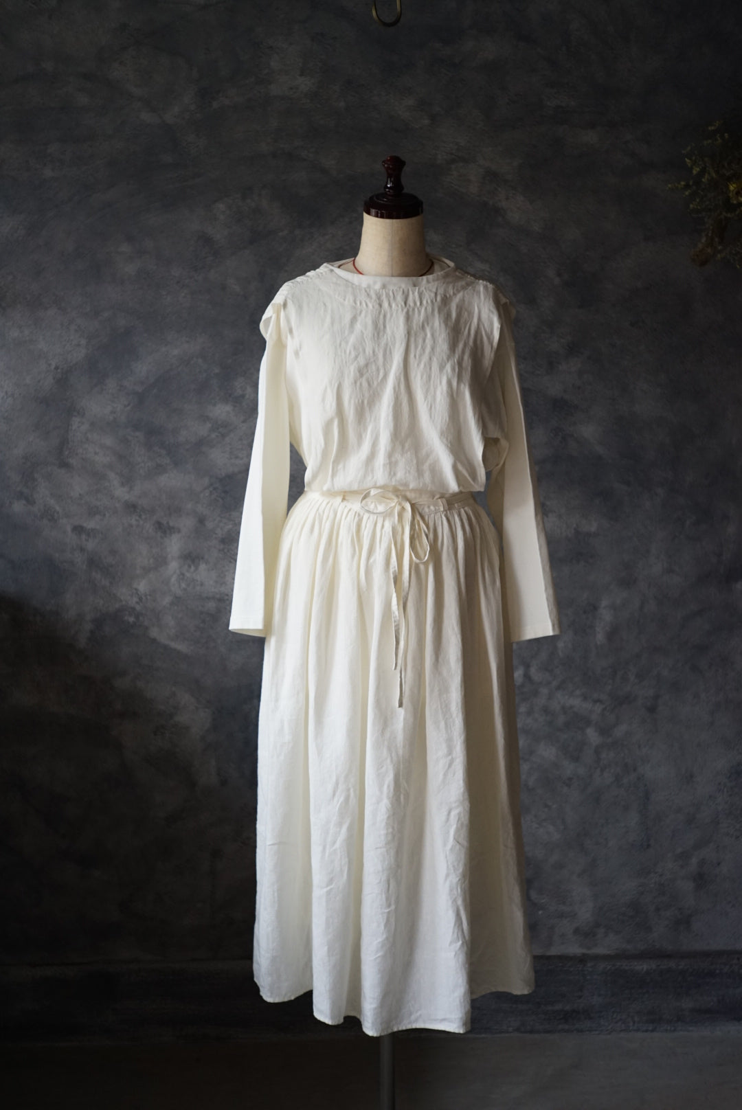 High count linen apron dress III 