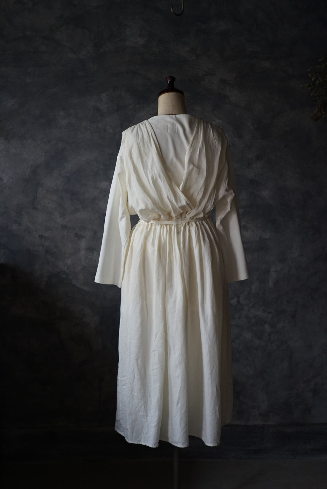 High count linen apron dress III 