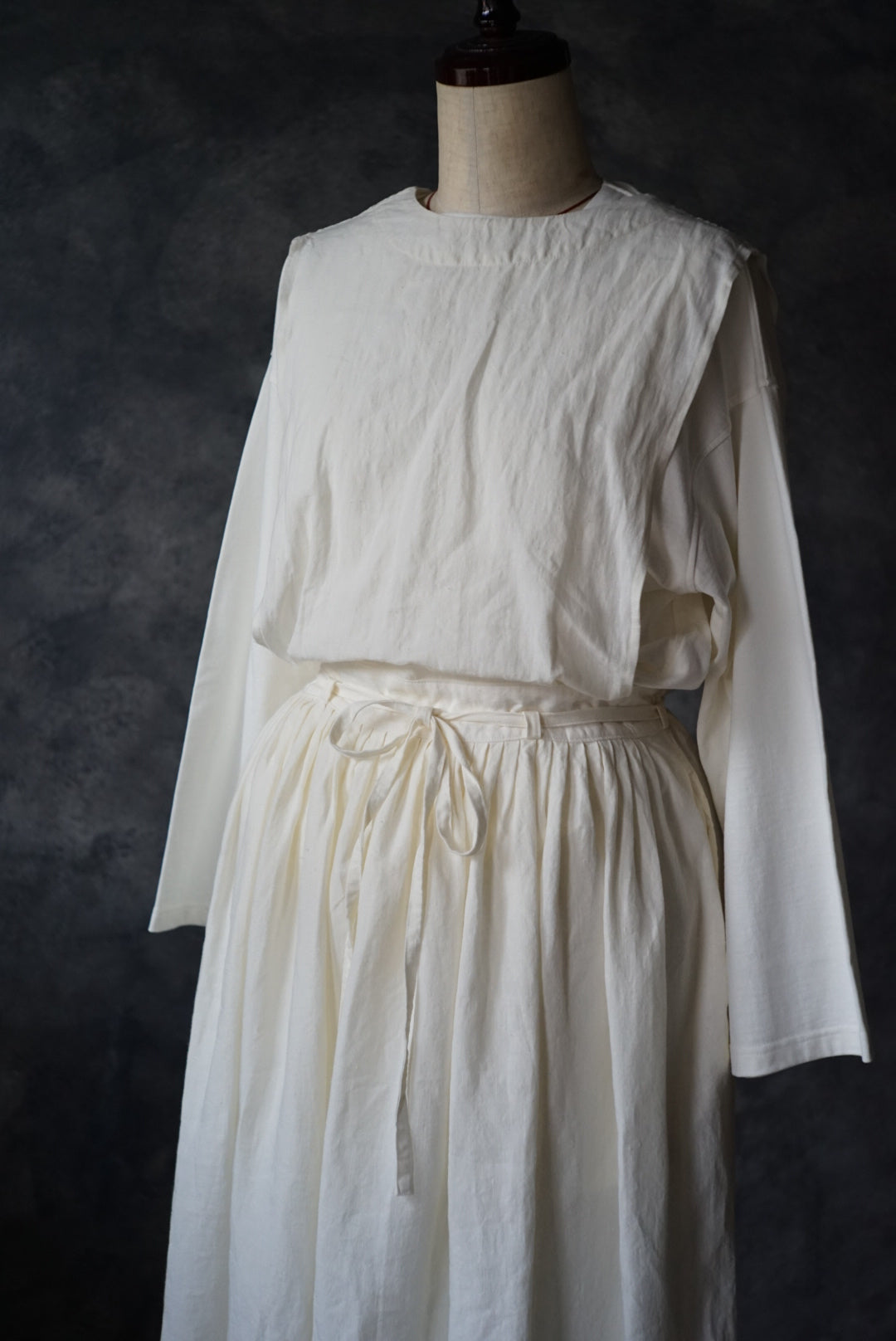 High count linen apron dress III 