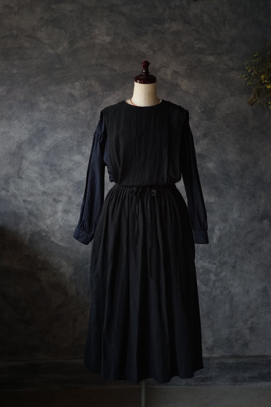 High count linen apron dress III 