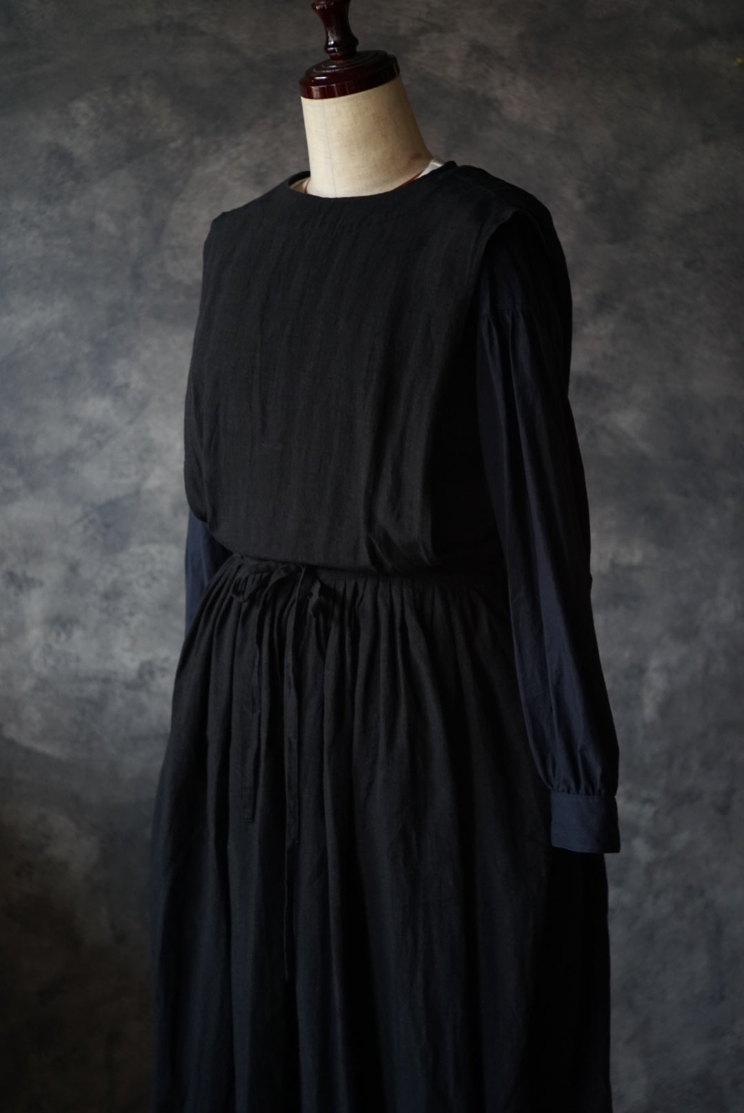 High count linen apron dress III 