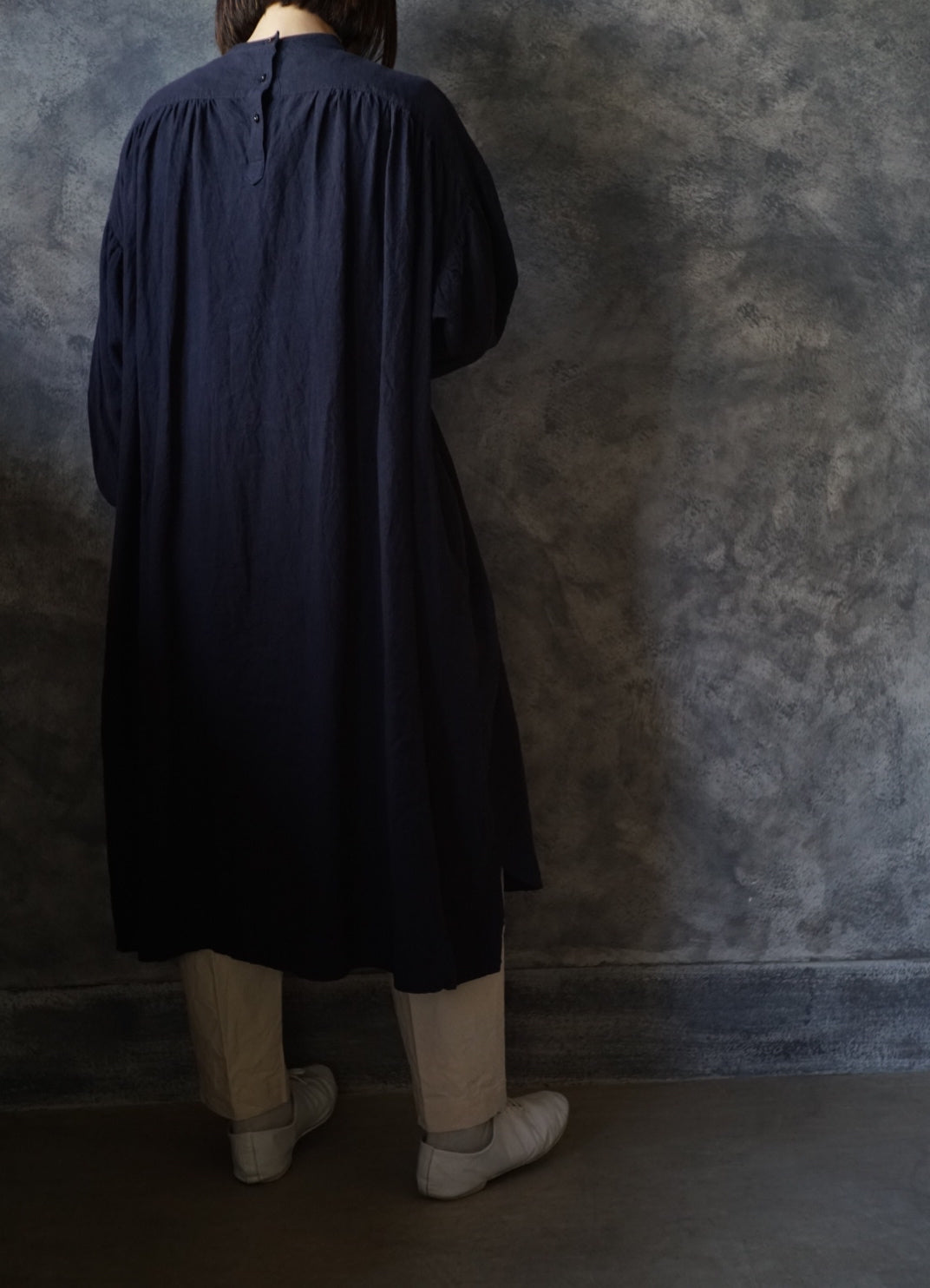 High count linen dress with stand collar bib 