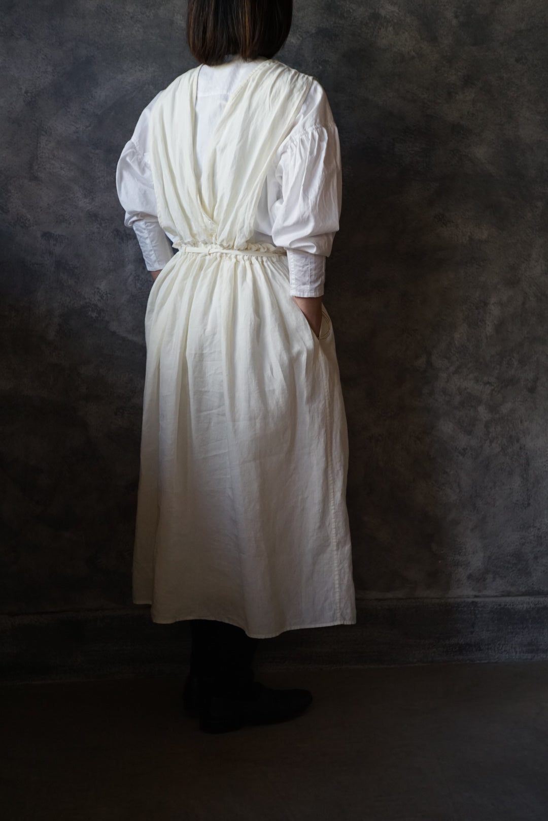 High count linen apron dress III 